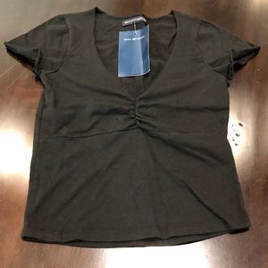 Brandy Melville cropped t shirt